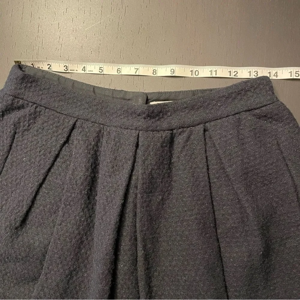 Joie Wool Bend Black Quilted Mini Skirt Women’s Size 10